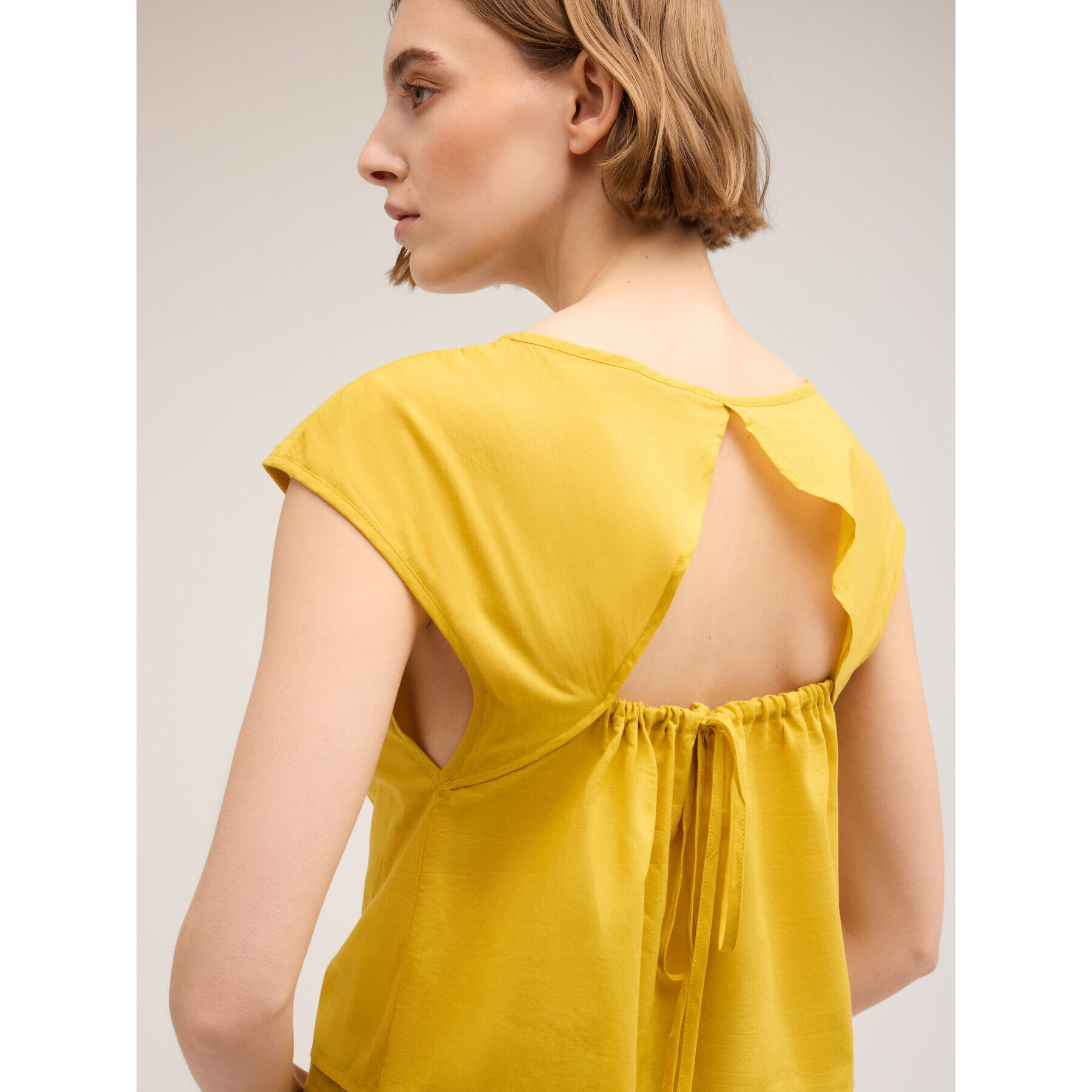 Motivi - Blusa in voile con cut-out posteriore - Giallo