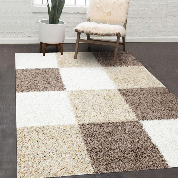 Tapis poils longs shaggy tissé motif damier JOJU