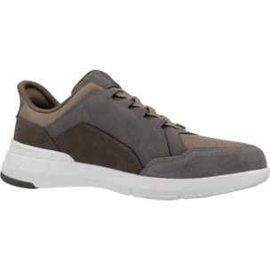 Sneakers de  Hombre de la marca GEOX  modelo U VITTOUR PLUS MARRON