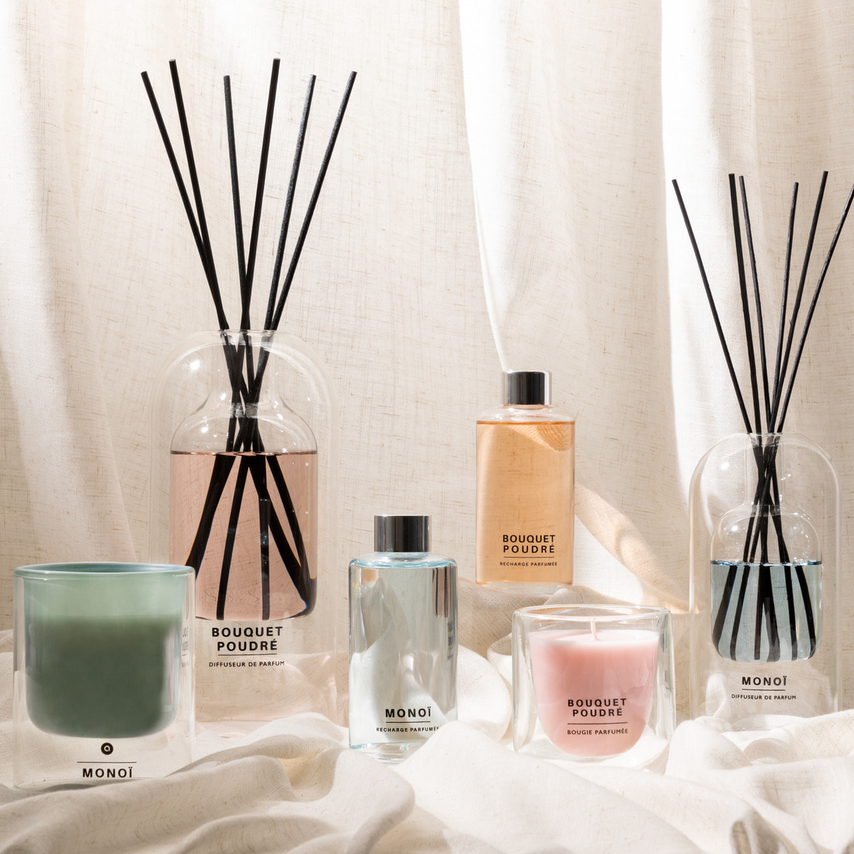 Bougie parfumée"Ilan" - rose - jasmin - musc blanc 130g