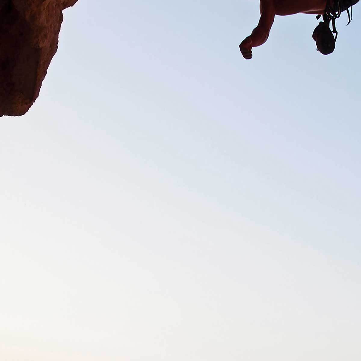 Affiche encadrée escalade en falaise Affiche + cadre en métal - Noir