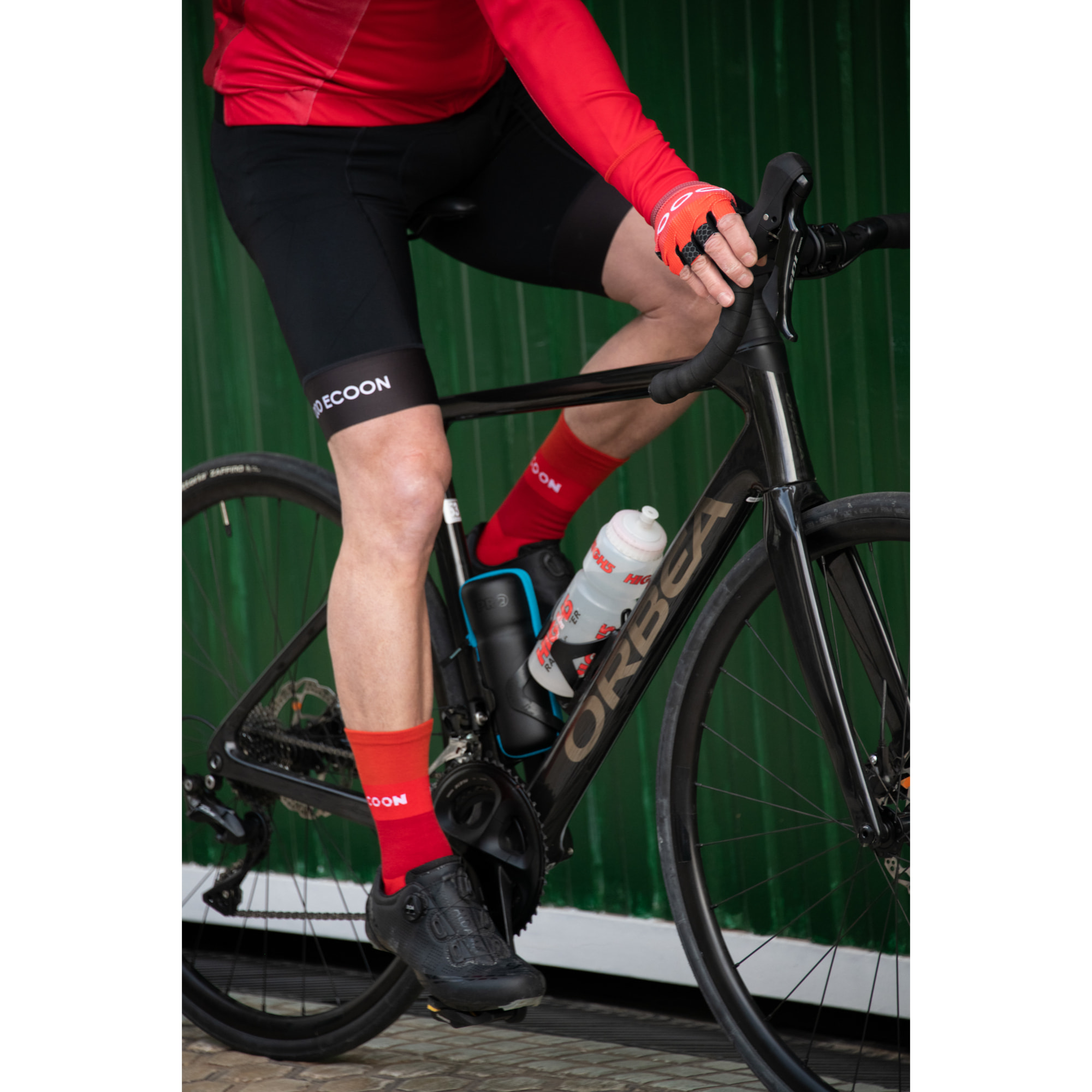 Calcetines de ciclismo ECOON modelo Marsous en color Rojo