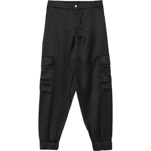 Pantalone cargo effetto raso