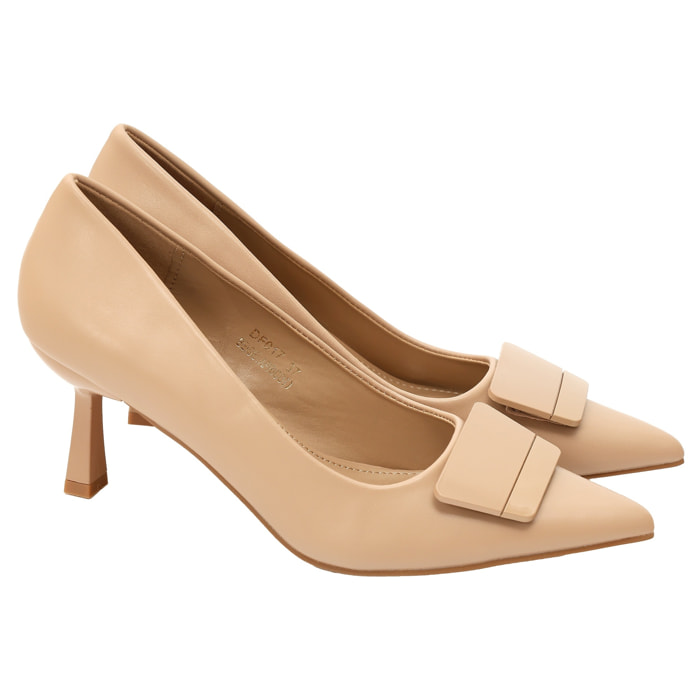 Decolletè in simil pelle con applicazione