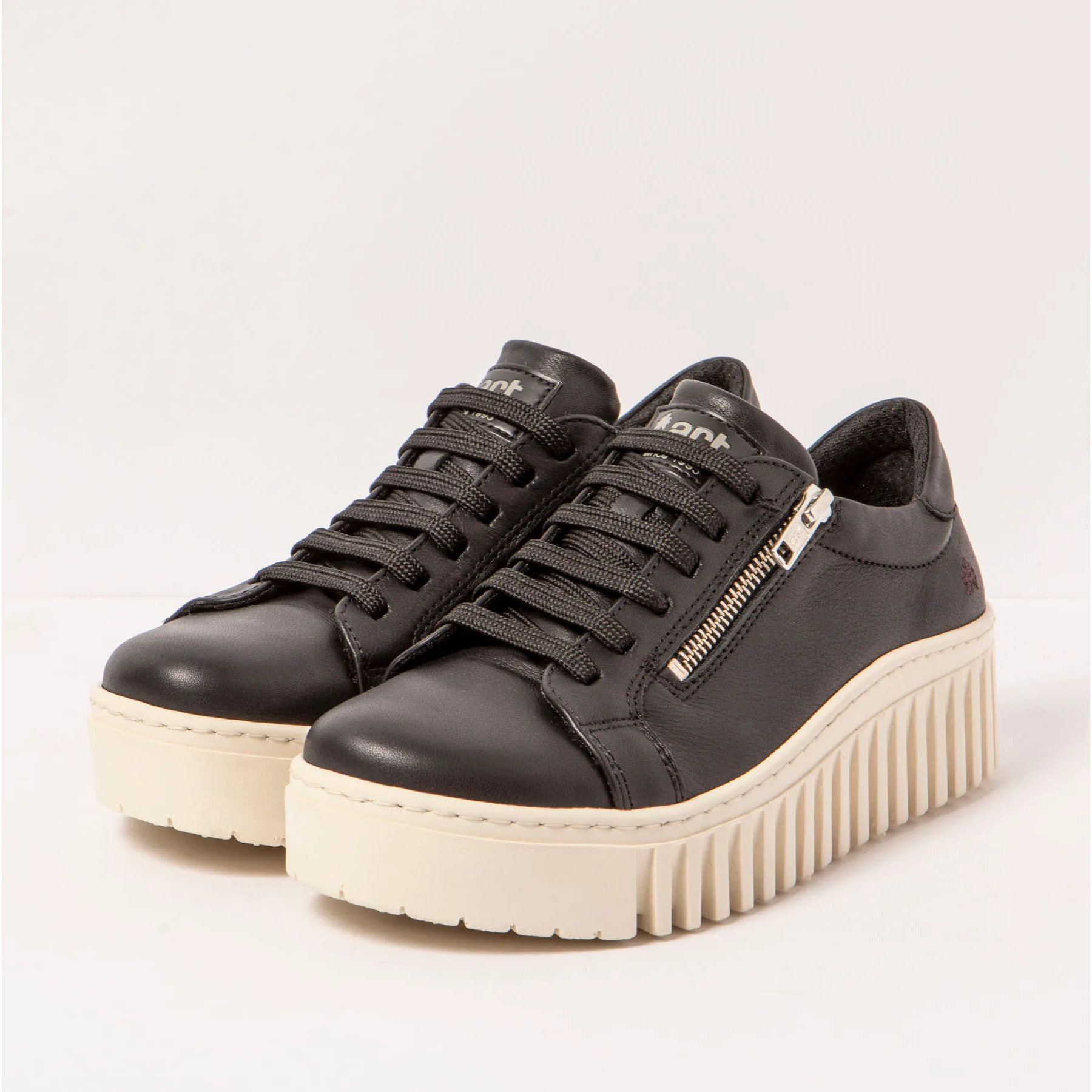 Zapatos 1538 NAPPA BLACK-CREAM/BRIGHTON color Black-cream