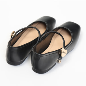 Ballerine in simil pelle con punta quadrata