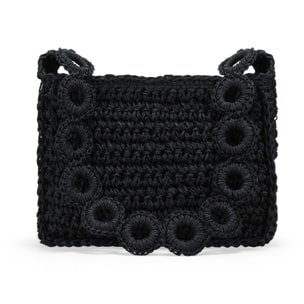 Bolso de hombro negro en rafia