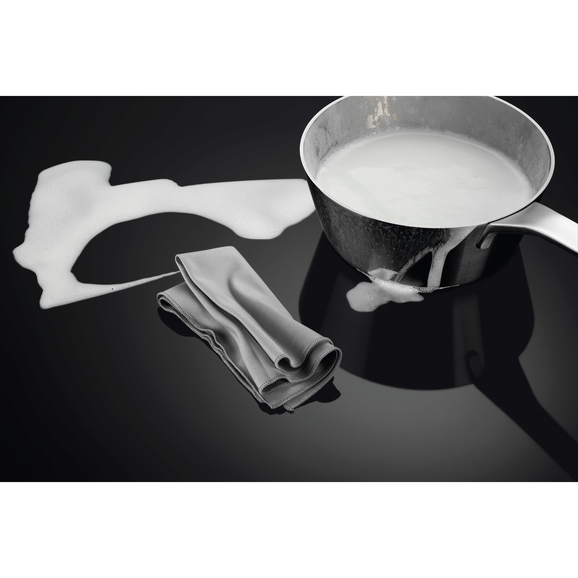 AEG Piano cottura ad induzione serie 6000 Bridge 60 cm V63IOQ00FB