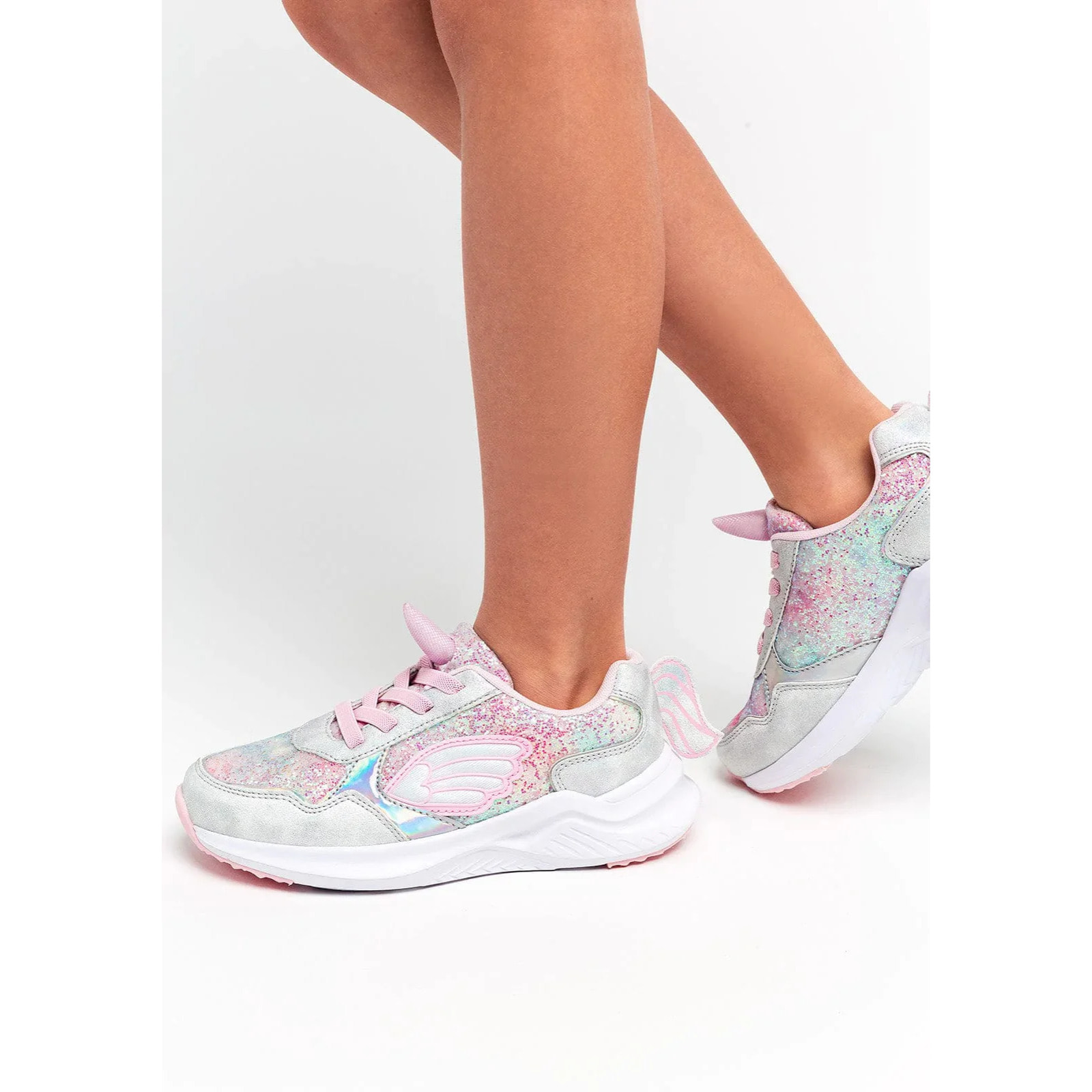 Zapatillas Niña Estampado Unicornio Con Luz en Blanco Metalizado