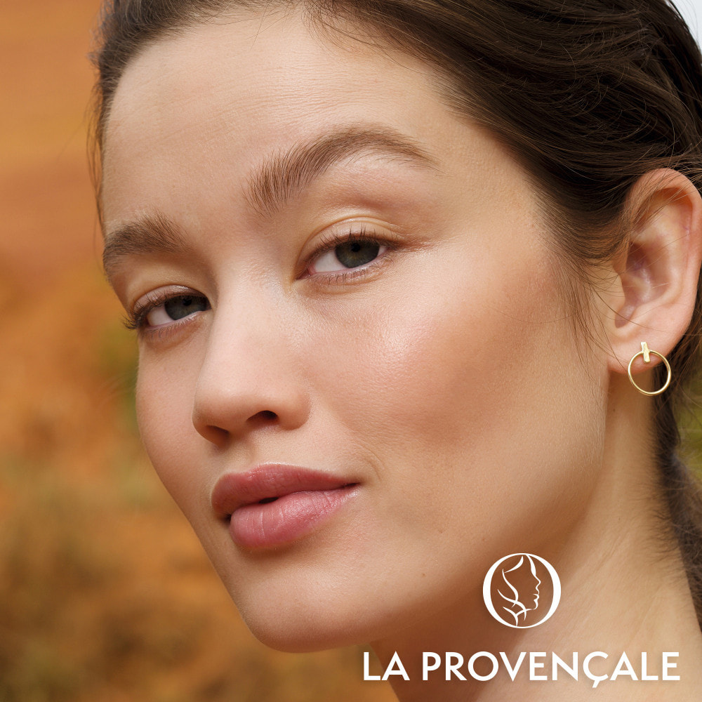 La ProvençaleLa Poudre de Teint Moyen