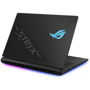 PC Gamer ASUS ROG SCAR18-G835LW-DRSA137W