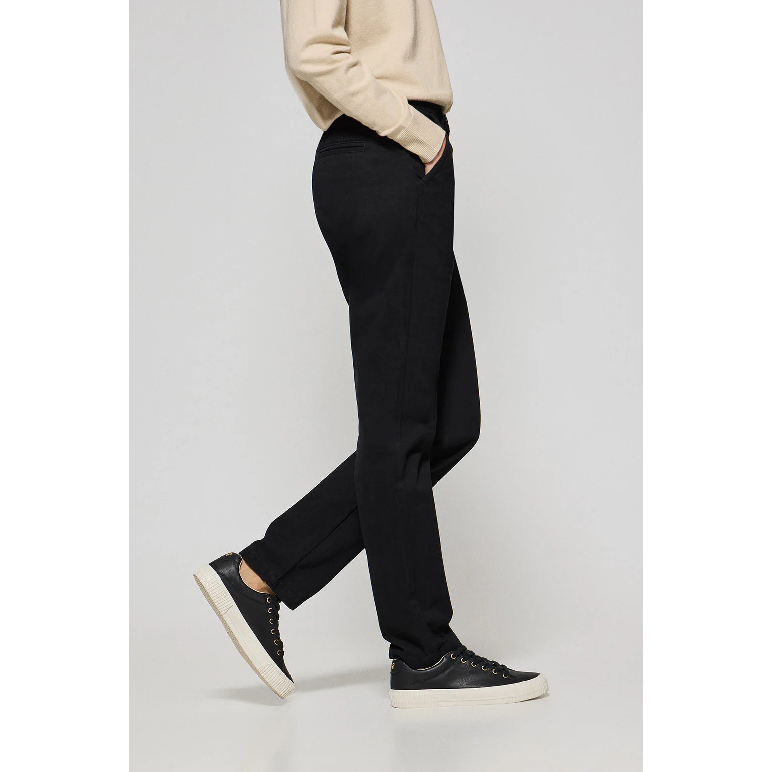 Pantaloni chino May neri con ricamo sulla tasca minimal Polo Club sulla tasca