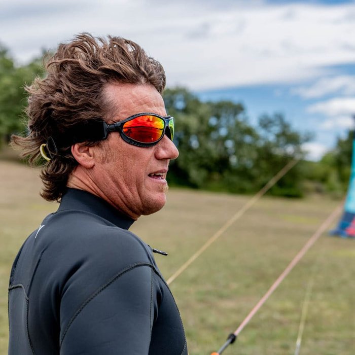 Gafas de deportes acuáticos OCEAN TIERRA DE FUEGO - Negro brillante / Revo roja