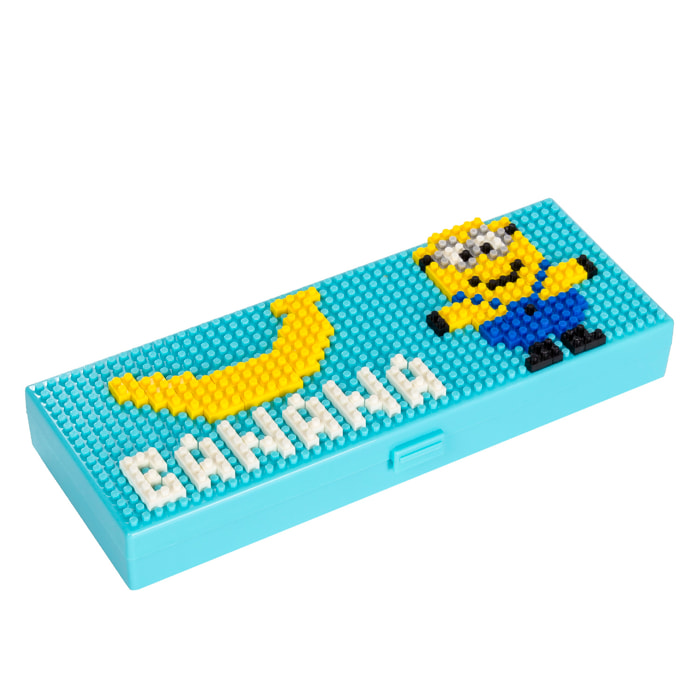 Valigetta per bambini dal design a banana. Frontale con pezzi removibili per personalizzare il design.