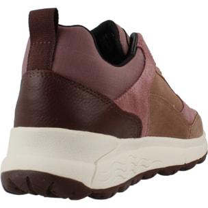 Sneakers de  Mujer de la marca GEOX  modelo D3626D 02246 D SPHERICA VIOLETA