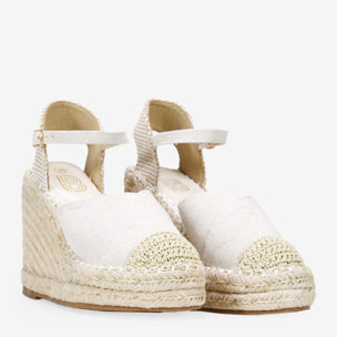 Alpargatas beige con cuña de esparto