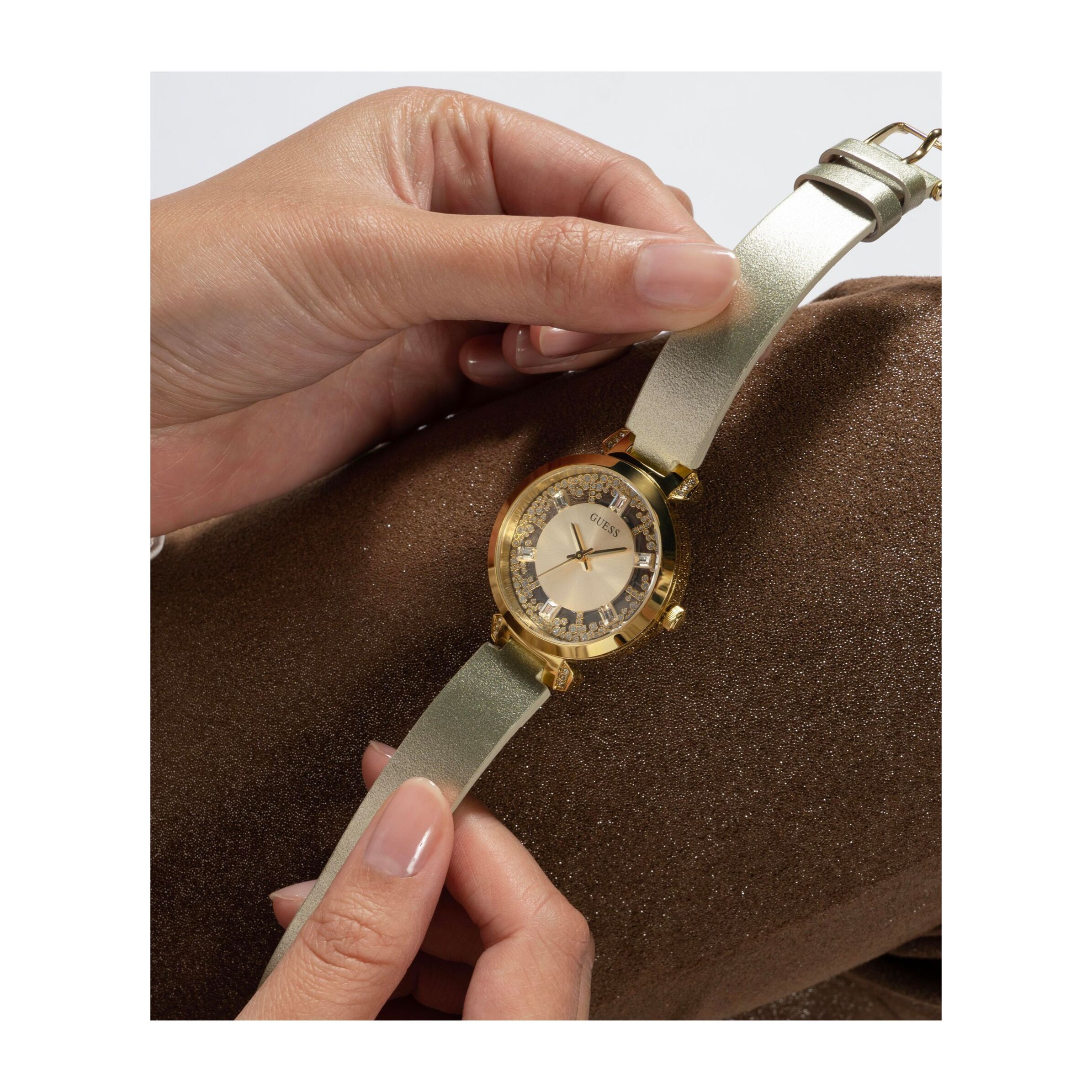 Guess Reloj Analógico De Cuarzo. Gd Crystal Clear