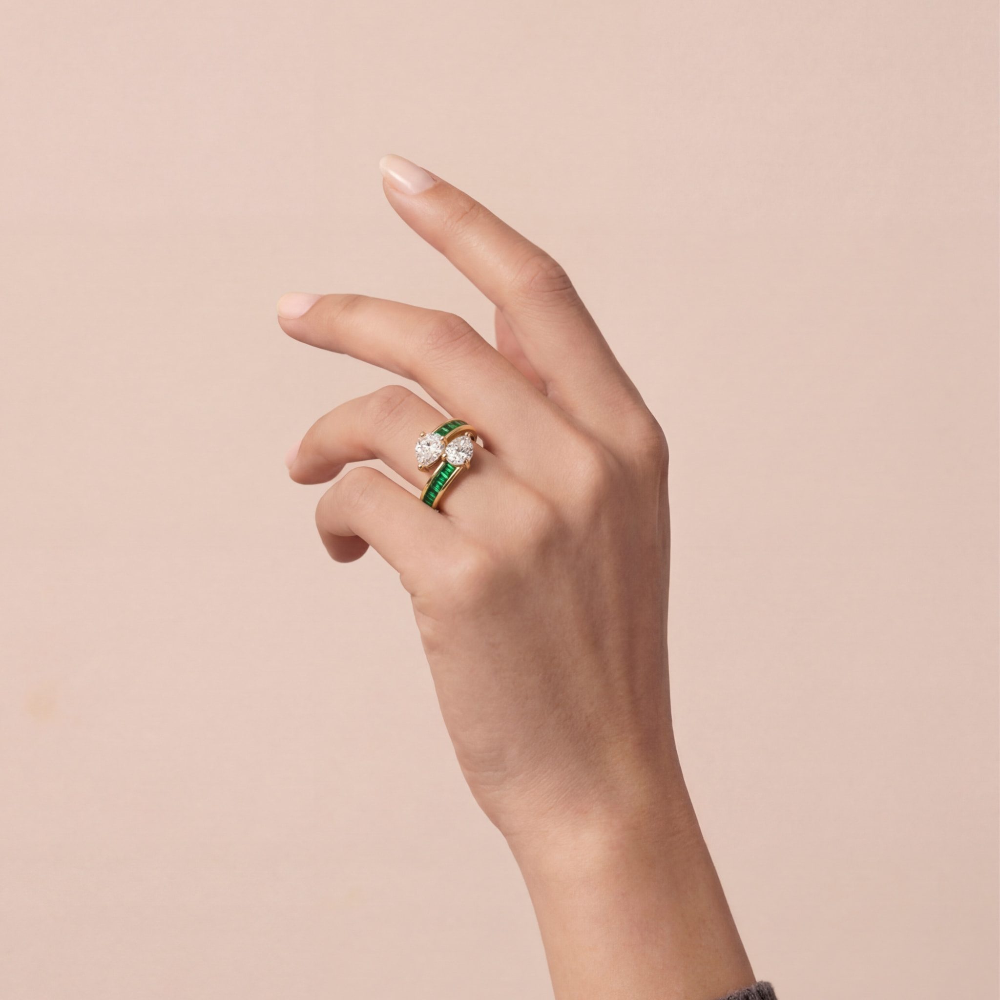 Anillo Darbia acabado oro amarillo 18k