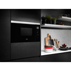 AEG Microondas de 800 W con función microondas y grill MBB1756DEM | Reacondicionado