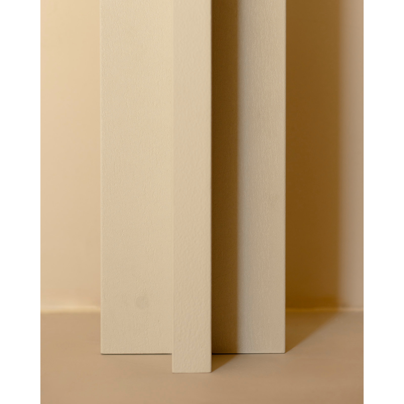 Consola de microcemento tono blanco roto de 120x80cm Alto: 35 Largo: 120 Ancho: 80