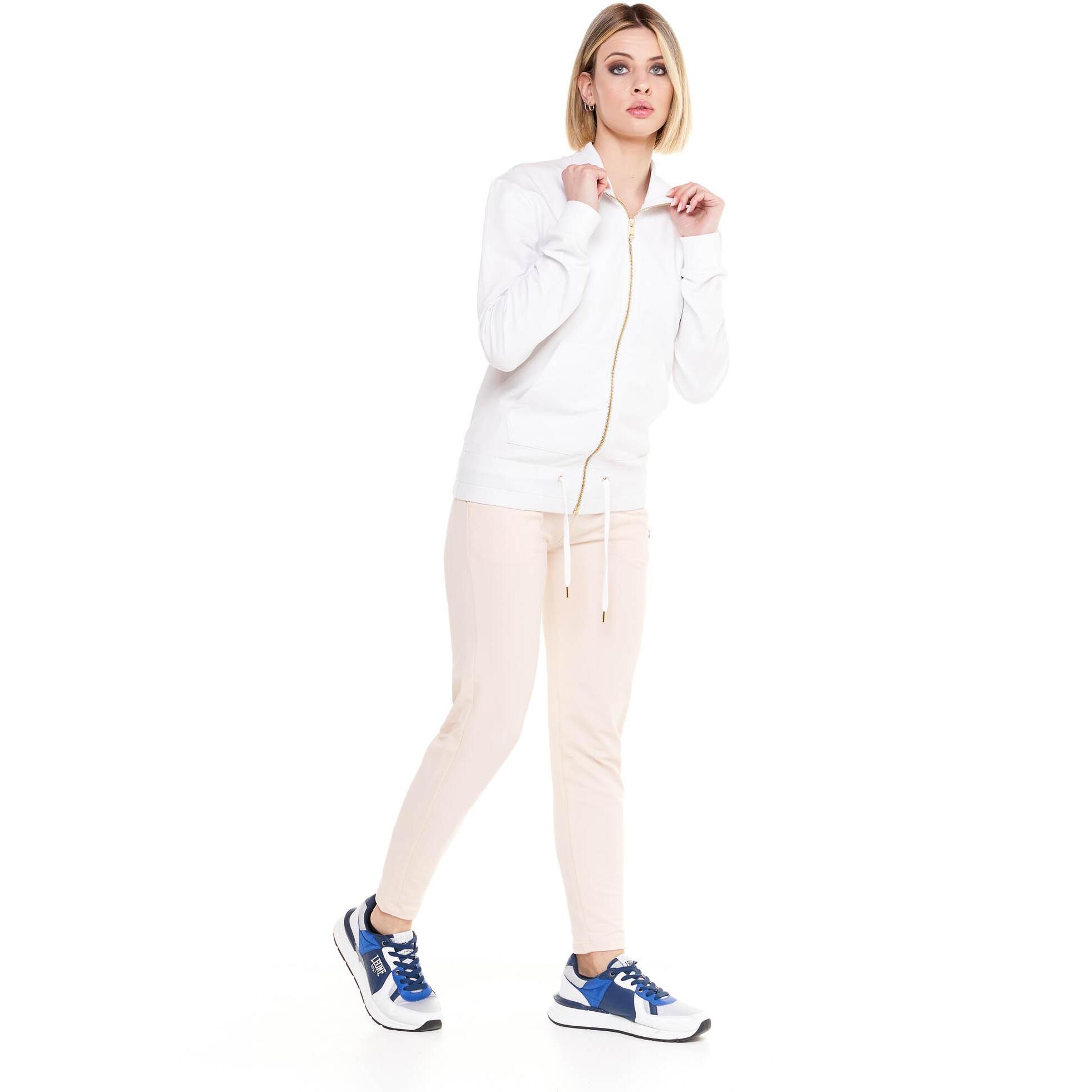 Chándal Chic Boxing para mujer con cuello alto y cremallera.