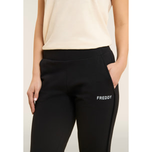 Pantaloni 7/8 con Fondo Stondato e Vita Sagomata