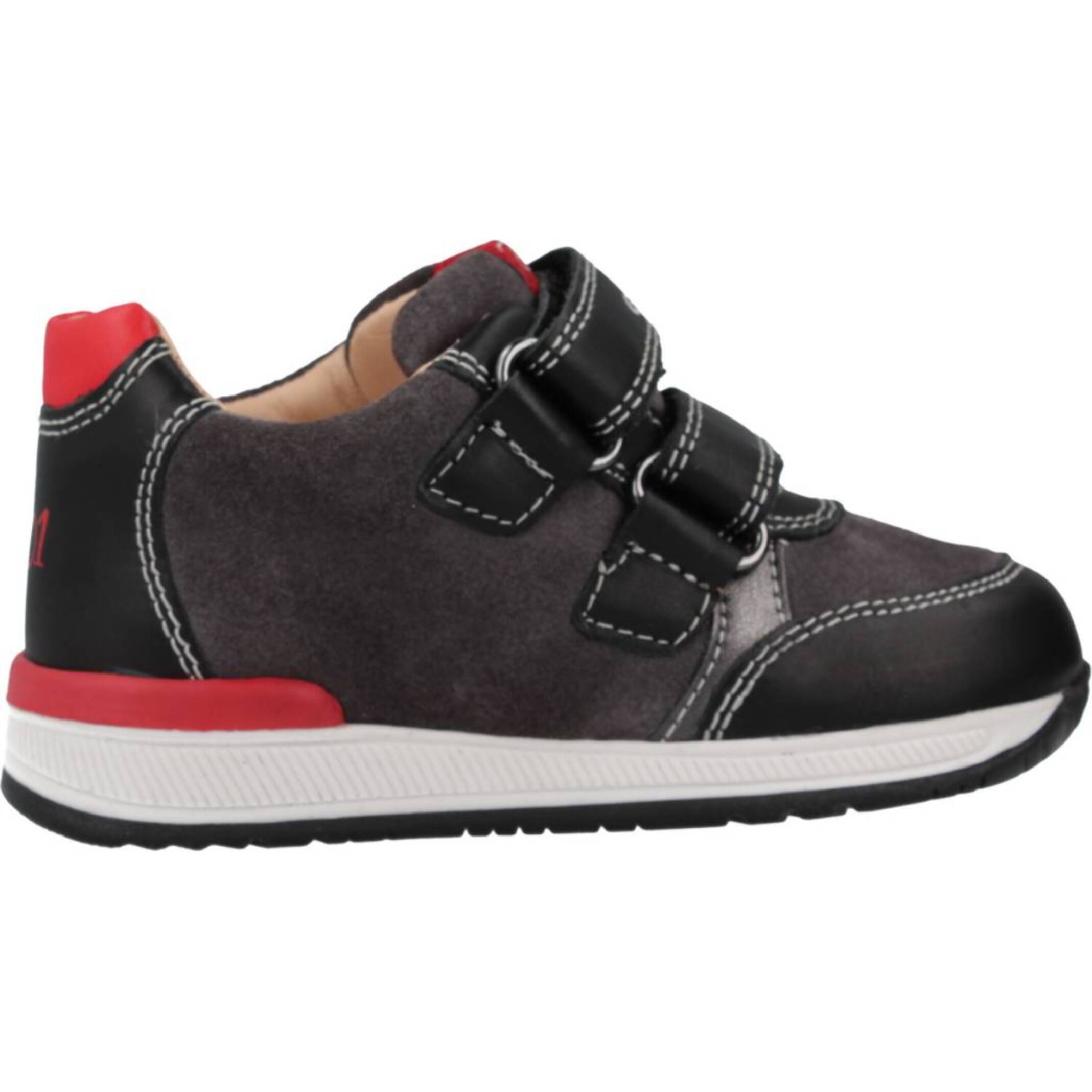 Zapatos Niño de la marca GEOX  modelo B260RC 08522 B NEGRO