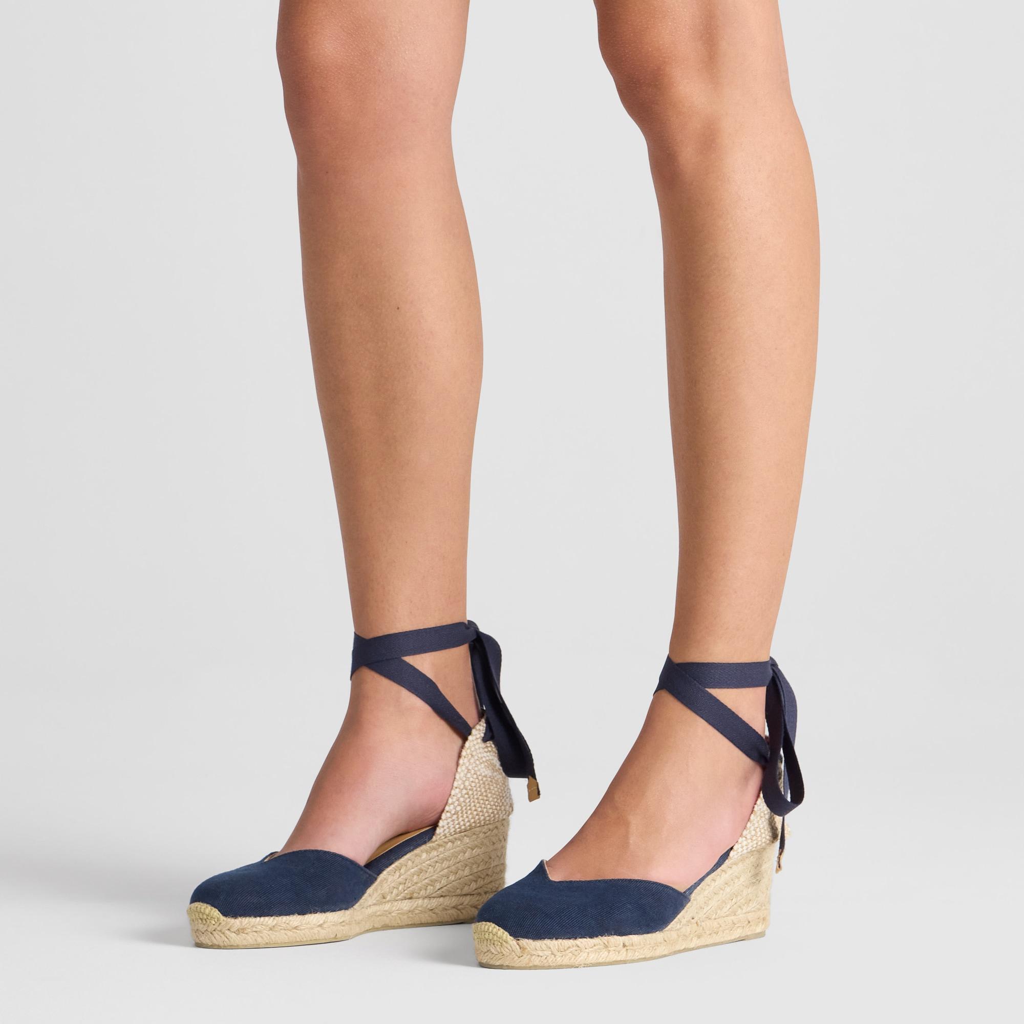 Alpargata con cuña 7 cm en lona de algodón con pala en v y cintas al tobillo