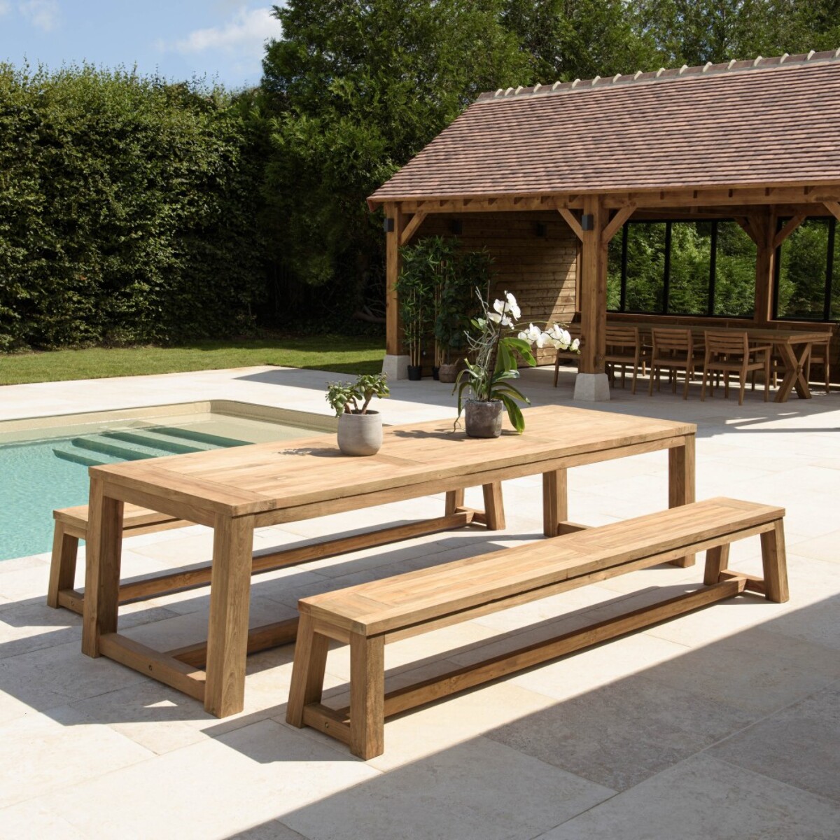 KALLY - Salon de jardin 1 table et 2 bancs en bois teck recyclé