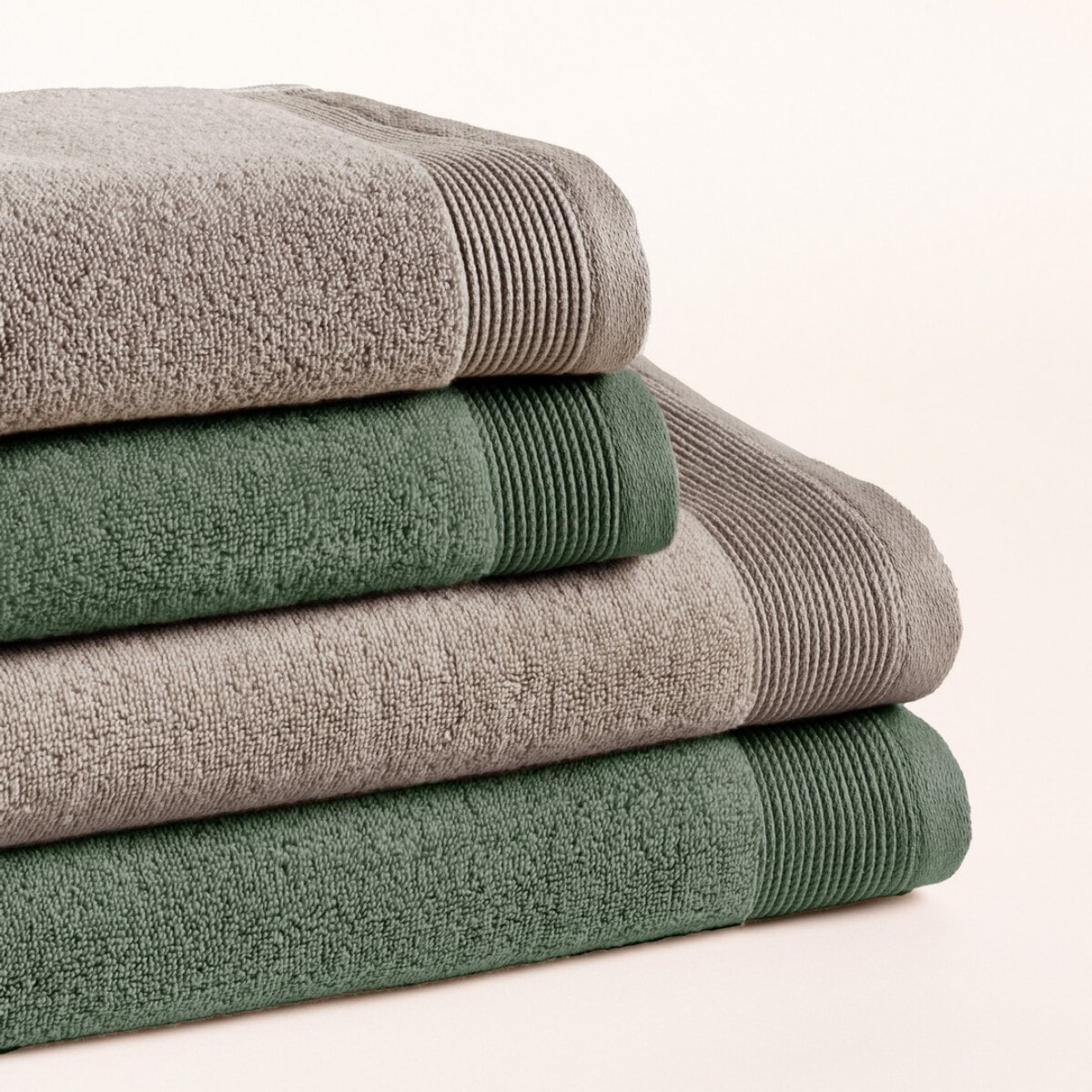 Lot de 4 serviettes Harmony Moka Cypres Bicolores - Zero Twist - 600 grammes