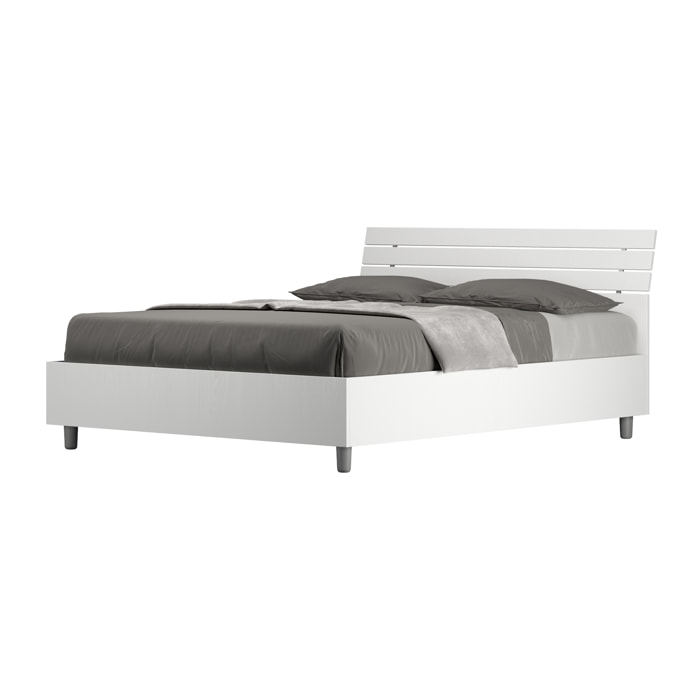 Lit double sans sommier 140x200 tête de lit inclinée avec des lames frêne blanc Ankel