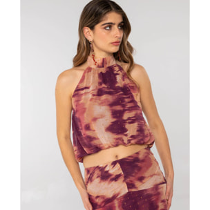 Blusa de mujer cuello halter y bajo abullonado