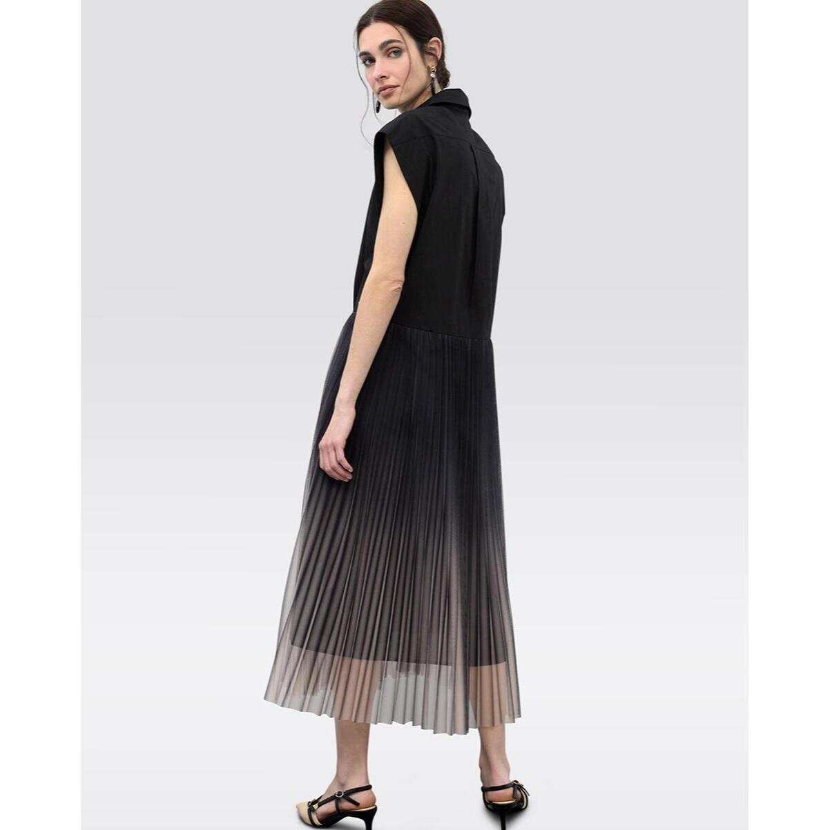 Abito con colletto a camicia e gonna in tulle plissettato