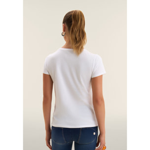 T-shirt con stampa colorata floreale