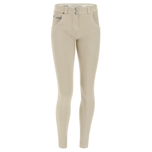 Pantaloni push up WR.UP® skinny in tessuto navetta tinto in capo