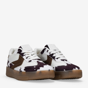 Zapatillas deportivas de vaca con cordones