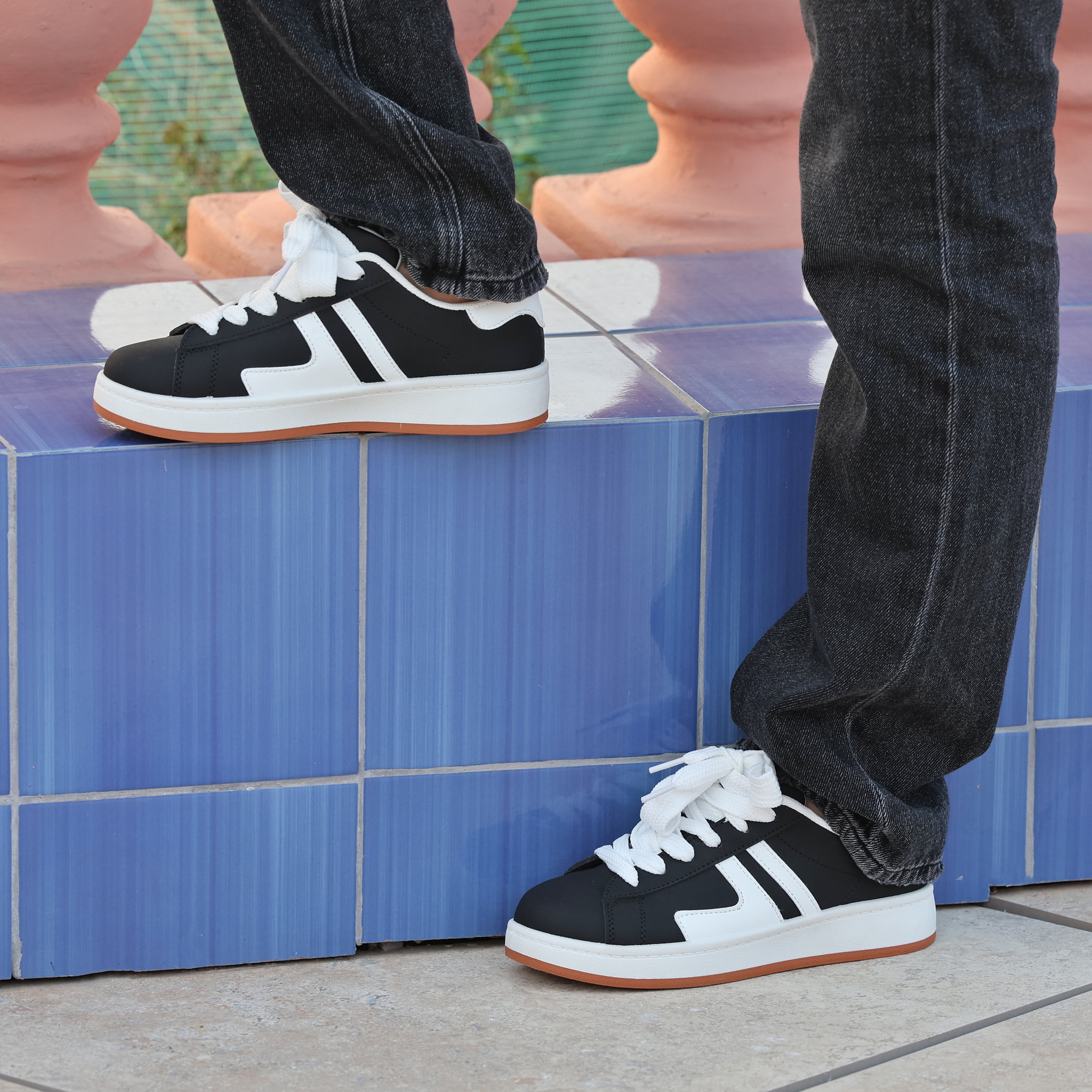 Sneakers in simil pelle bicolore