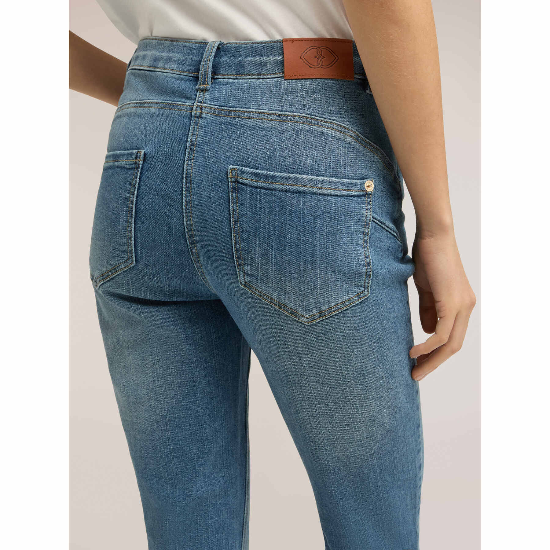 Motivi - Vaqueros ajustados push-up Gisele - Light - blue