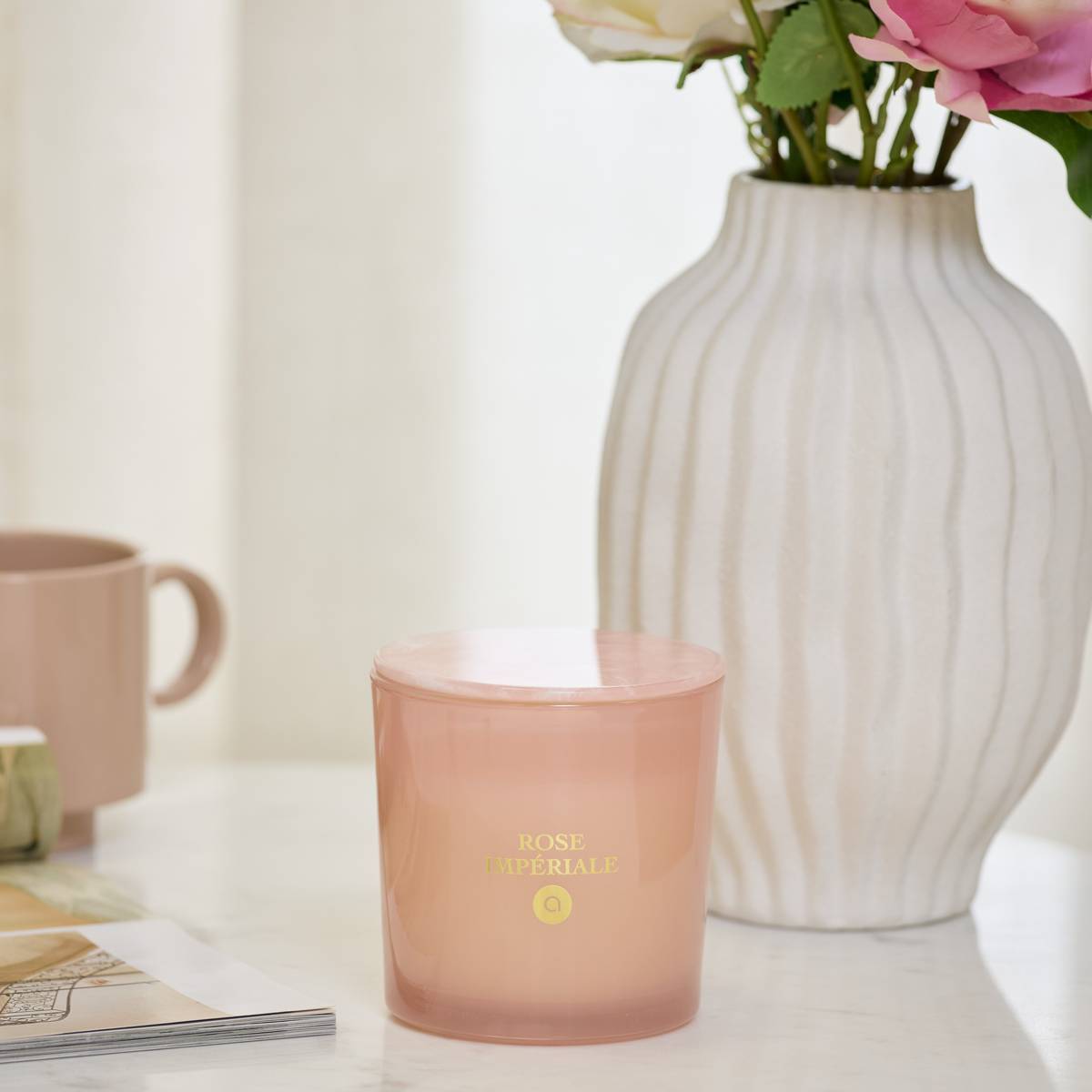Bougie parfumée Liana 320g Rose impériale