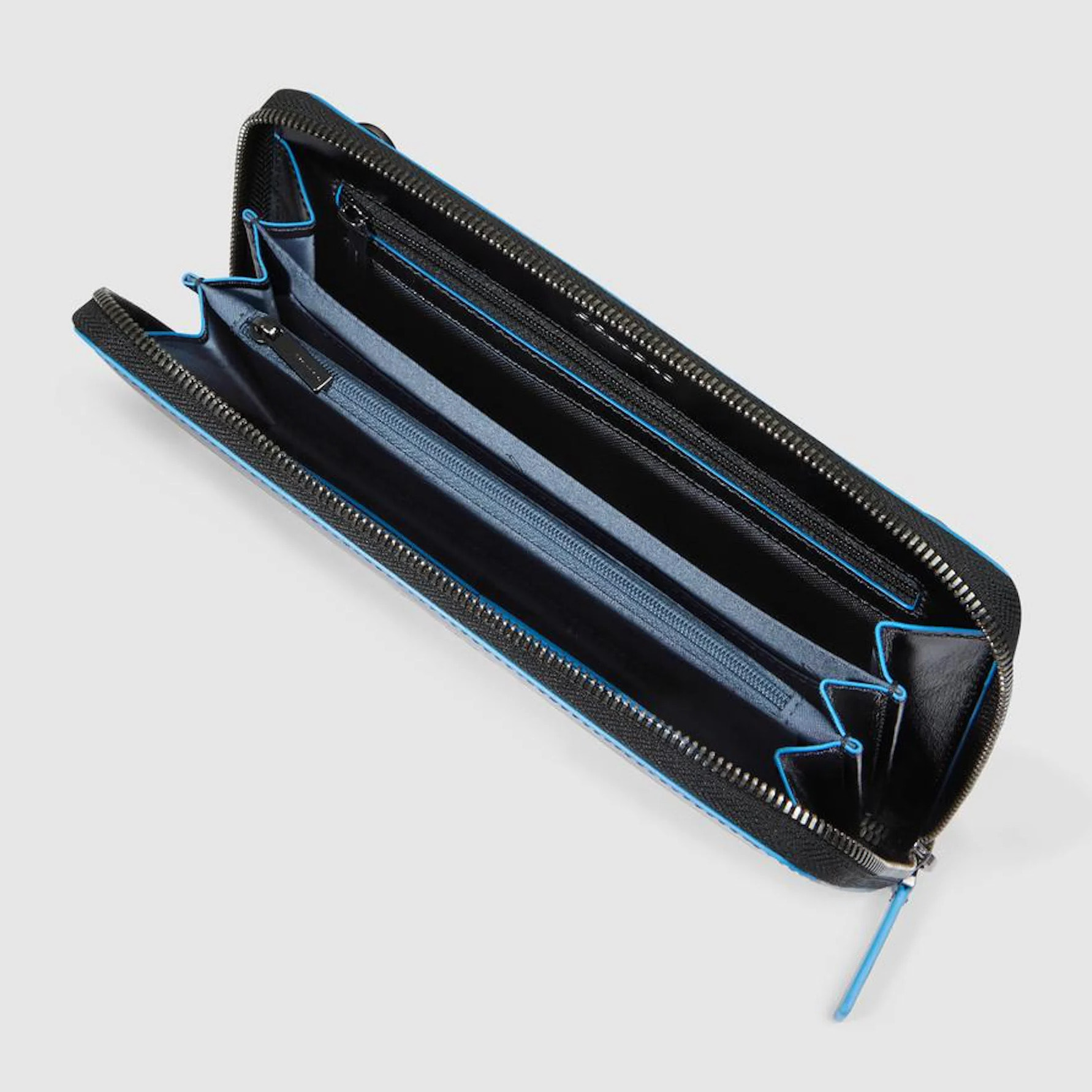 Piquadro Pochette in pelle con tracolla rimovibile, porta carte di credito, portadocumenti e protezione RFID