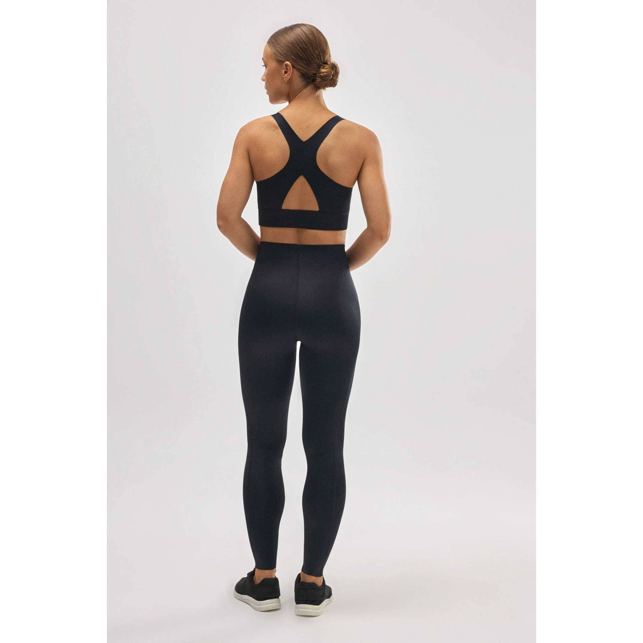 Leggings sportivi lunghi neri a compressione per pancia piatta