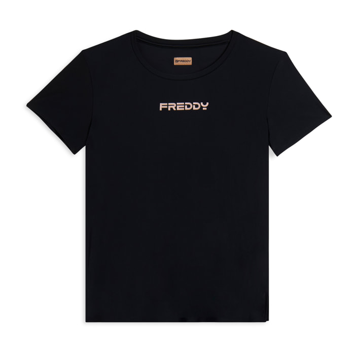 T-shirt tecnica con spacchi laterali e fit regolare