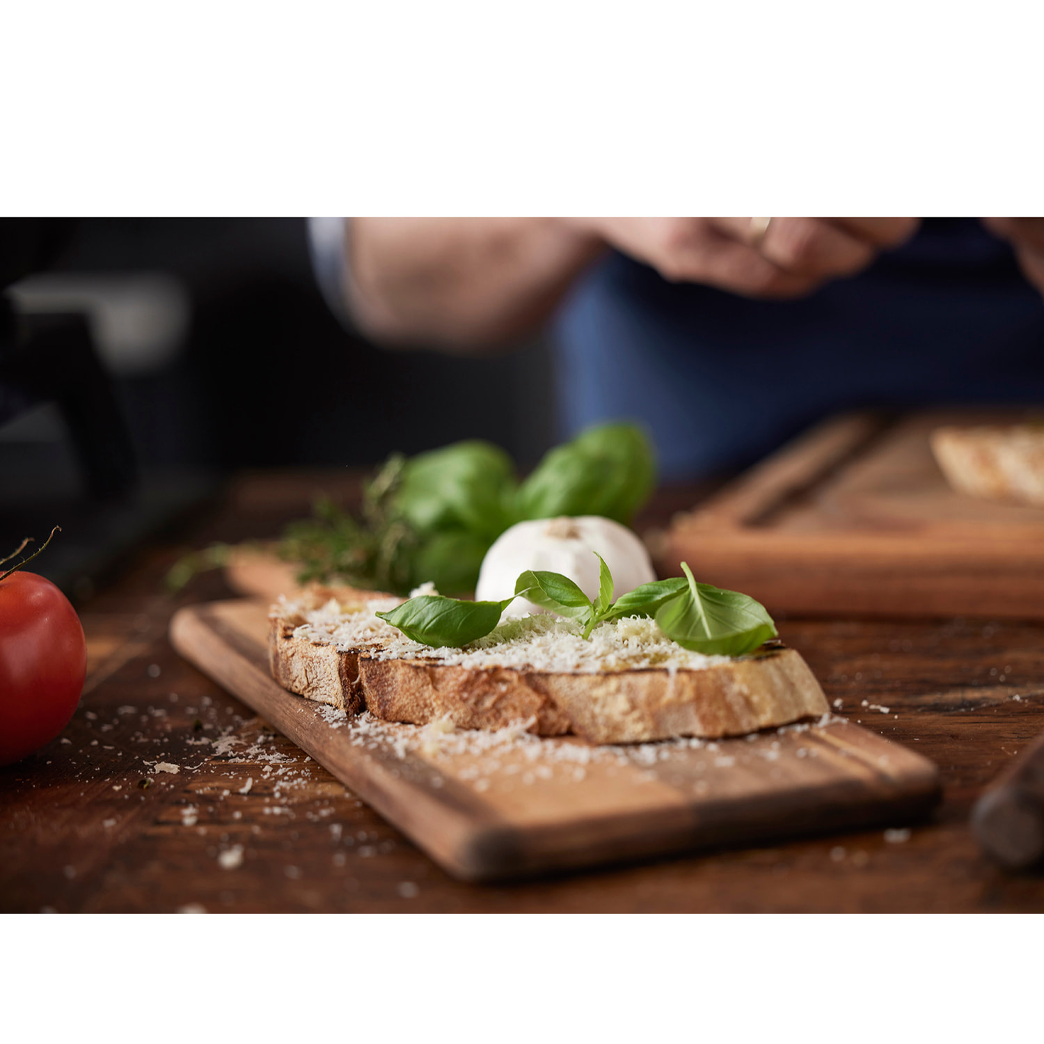 Planche à servir 32 x 20 cm en acacia