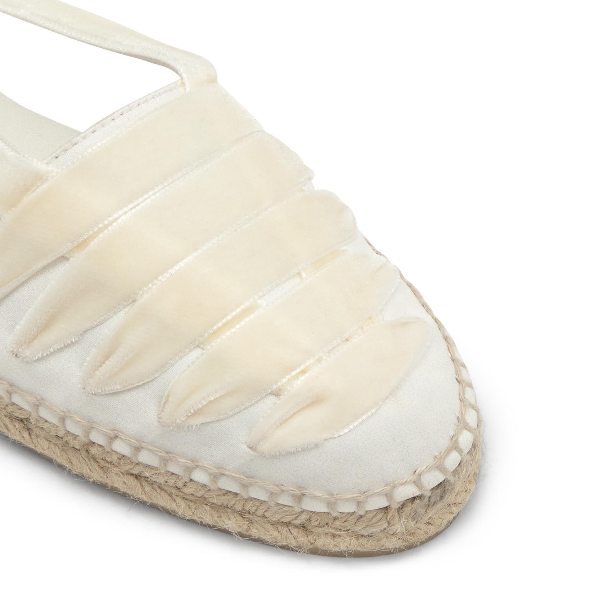 Alpargata de mujer embetada Kimita en raso