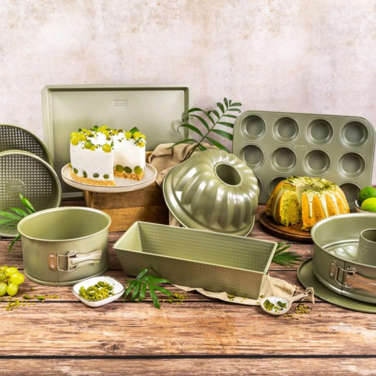 Ensemble de 3 moules à gâteaux de 18 à 30 cm Zenker Green Vision