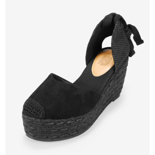 Alpargatas negras con cuña de esparto