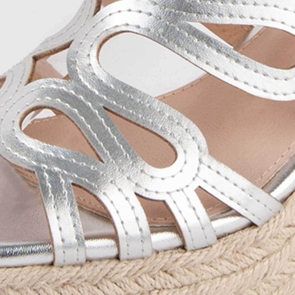 Sandalia De Cuña - Plateado - Altura: 8 Cm