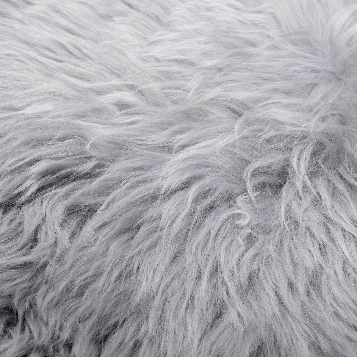 Authentique peau de mouton chaude et épaisse