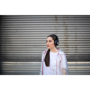 MAGNUSSEN H1 HEADPHONES en color Negro