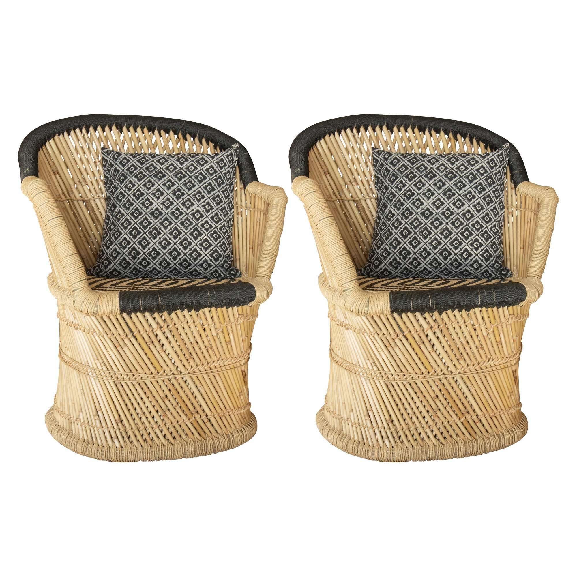 Lot de 2 fauteuils en bambou naturel et noir avec deux coussins noirs ZAMZEBE